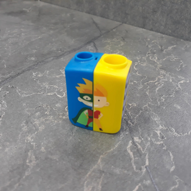 تراش دوقلو مخزندار School Fans با دو تیغه و مخزن جمعآوری تراشه