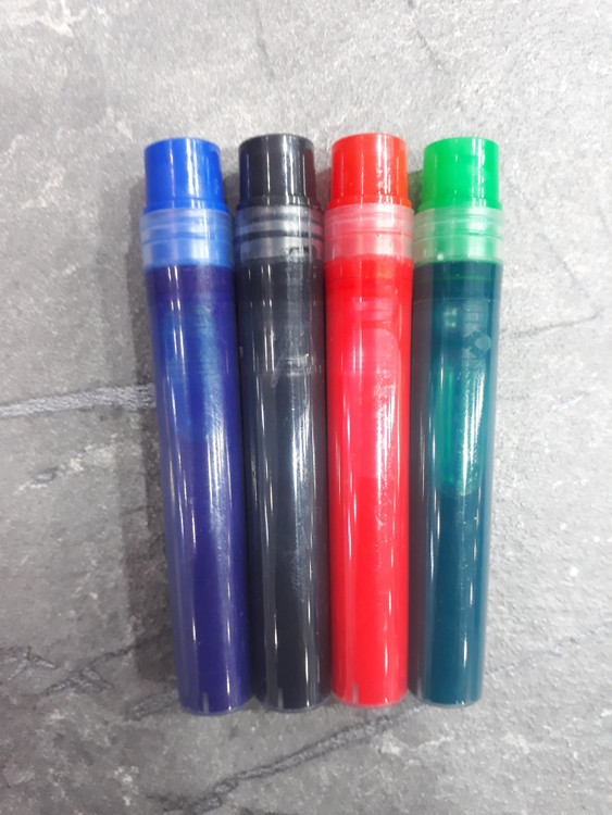 مخزن جوهر ماژیک قابل شارژ برند keYiTe در رنگهای متنوع برای شارژ آسان