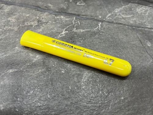 مغز اتود Corona سایز ۰.۷ میلیمتر با نوشتاری نرم، روان و مقاوم در برابر شکستگی