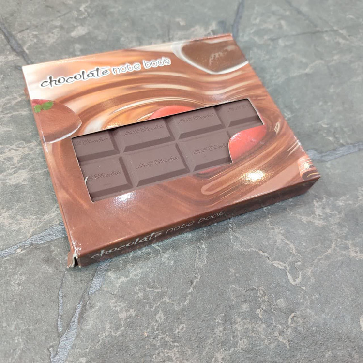 دفترچه معطر با رایحه کاکائویی و طراحی جذاب، مناسب نوشتار و یادداشتهای روزانه