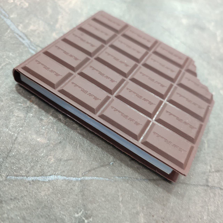 دفترچه معطر با رایحه کاکائویی و طراحی جذاب، مناسب نوشتار و یادداشتهای روزانه