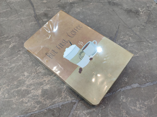 مینی کلاسور برند SEVIL با ابعاد ۹.۵ در ۱۴.۵ سانتیمتر و طراحی فشرده، مناسب سازماندهی یادداشتها