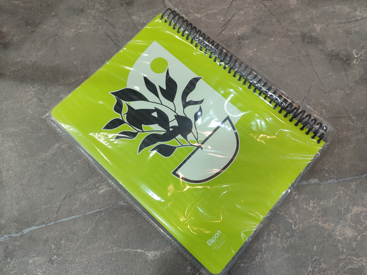 دفتر ۱۰۰ برگ Elipon سایز ۲۹ در ۲۱ سانتیمتر با طراحی مقاوم و کاغذ سفید خطدار مناسب نوشتار حرفهای