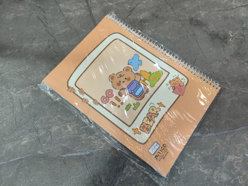 دفتر ۶۰ برگ حاشیهدار PITICO با طراحی استاندارد و ابعاد ۲۴×۱۷ سانتیمتر