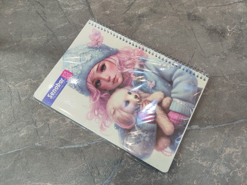 دفتر ۸۰ برگ Senobar در ابعاد ۱۶.۵×۲۳ با جلد مقاوم و طراحی شیک، مناسب برای استفاده تحصیلی و شخصی