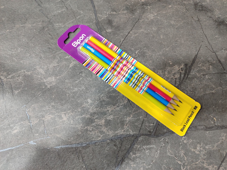 بسته ۴ عددی مداد مشکی برند Elipon با طراحی خوشدست و نوشتاری روان