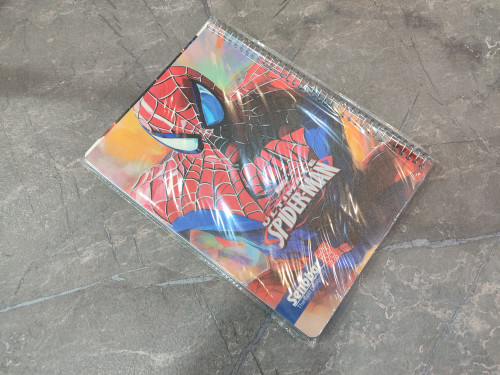 دفتر ۸۰ برگ برند Senobar با طراحی ساده و جلد مقاوم، مناسب برای نوشتار روزمره، مدرسه و محیطهای آموزشی