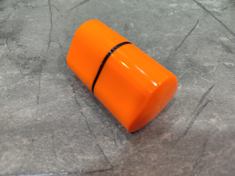 تراش سهقلو مخزندار رنگی در رنگهای صورتی، زرد، نارنجی و آبی با محفظه جمعآوری تراشه