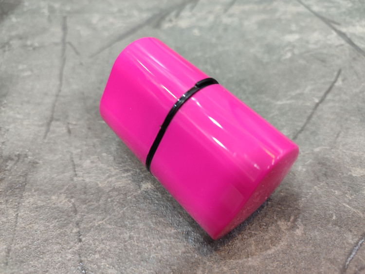 تراش سهقلو مخزندار رنگی در رنگهای صورتی، زرد، نارنجی و آبی با محفظه جمعآوری تراشه