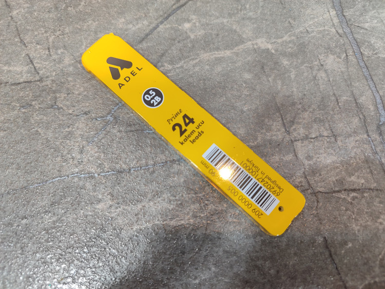 نوک اتود ۰.۵ میلیمتر برند Adel مناسب نوشتن و طراحی دقیق