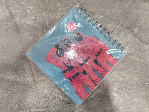 دفتر برند Sevil با طرح Squid Game و کاغذ سفید با کیفیت مناسب مدرسه و یادداشتبرداری