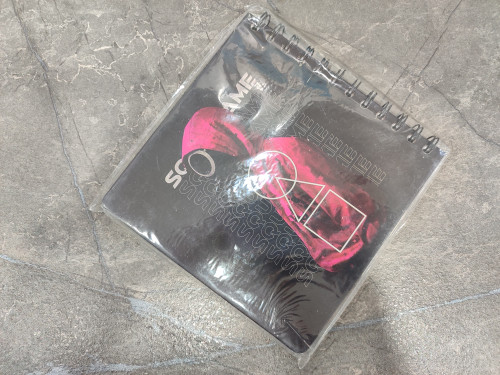 دفتر برند Sevil با طرح Squid Game و کاغذ سفید با کیفیت مناسب مدرسه و یادداشتبرداری