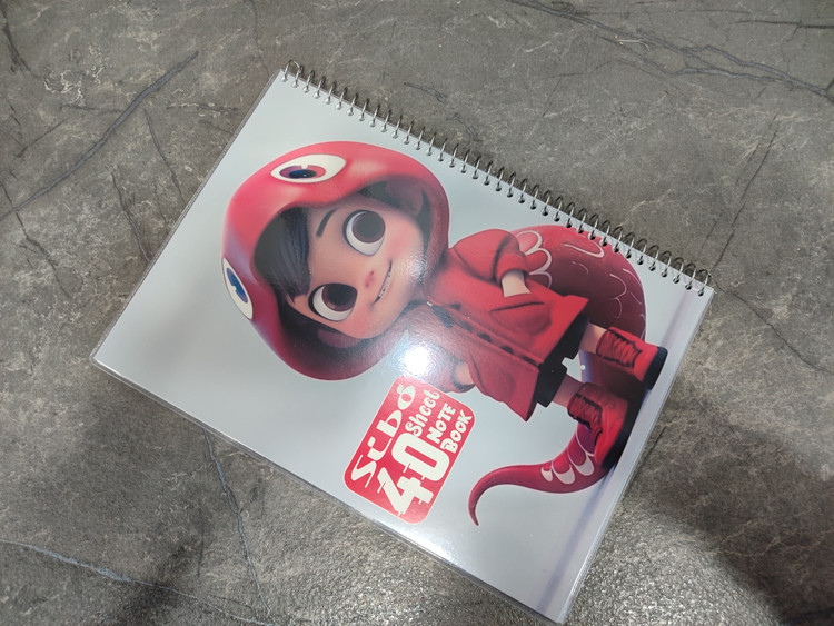 دفتر ۴۰ برگ برند Sibo با طراحی زیبا و جلد مقاوم مناسب برای نوشتار روزانه