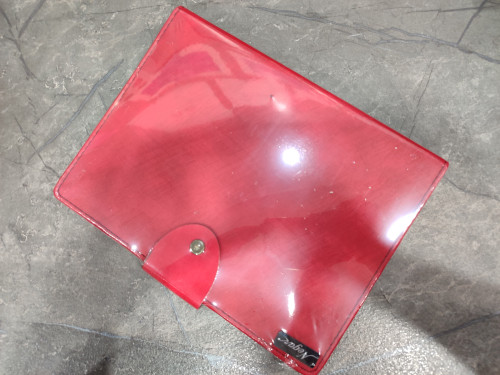 کلاسور برند Negar با جلد مقاوم و طراحی زیبا برای نگهداری برگهها و جزوات