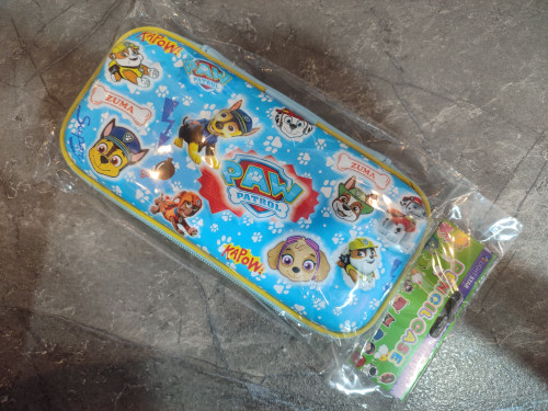 جامدادی برند Light Star با طراحی جادار و مقاوم برای نگهداری انواع لوازم تحریر