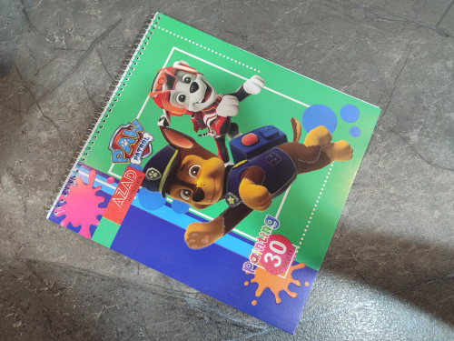 دفتر نقاشی ۳۰ برگ برند AZAD با صفحات ضخیم و صاف مناسب نقاشی و طراحی هنری