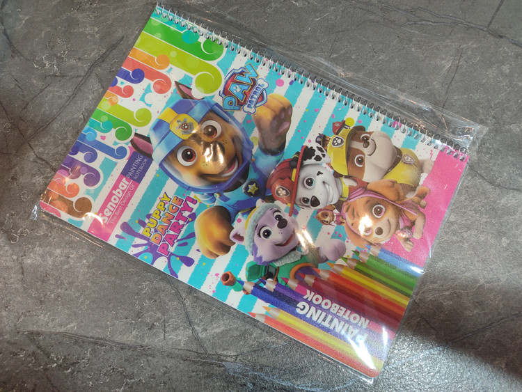 دفتر نقاشی برند Senobar با کاغذ ضخیم و جلد مقاوم مناسب طراحی و رنگآمیزی