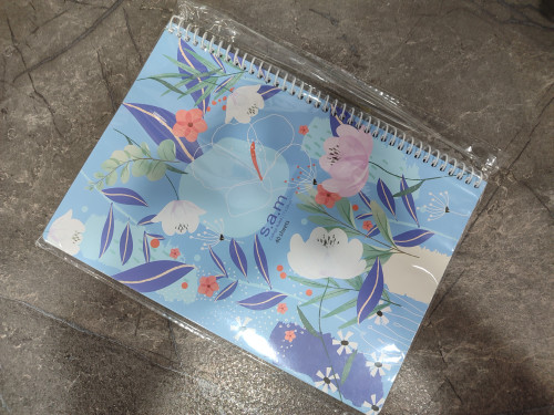 دفتر ۴۰ برگ S.A.M با کاغذ باکیفیت و طراحی کاربردی