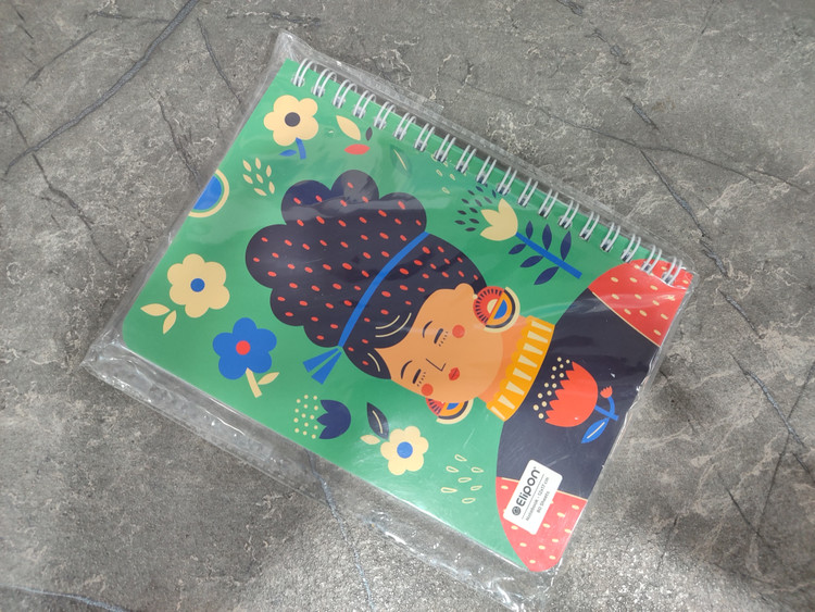 دفترچه ۸۰ برگ برند Elipon با طراحی کاربردی و کاغذ باکیفیت برای نوشتار و یادداشت روزانه