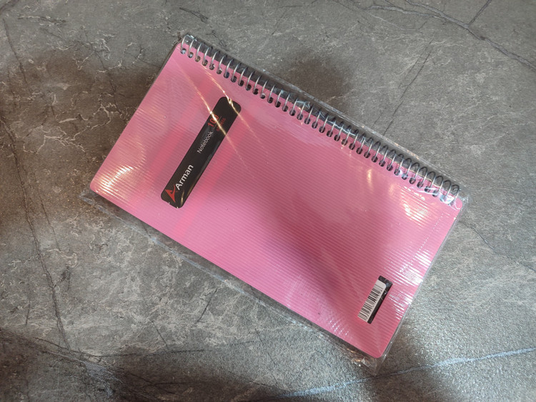 دفتر یادداشت ۱۰۰ برگ Arman با کاغذ باکیفیت و صحافی مقاوم