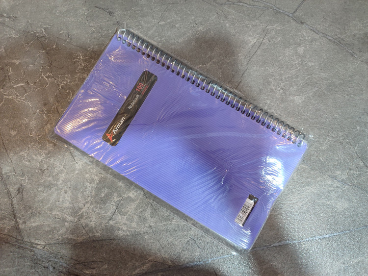 دفتر یادداشت ۱۰۰ برگ Arman با کاغذ باکیفیت و صحافی مقاوم