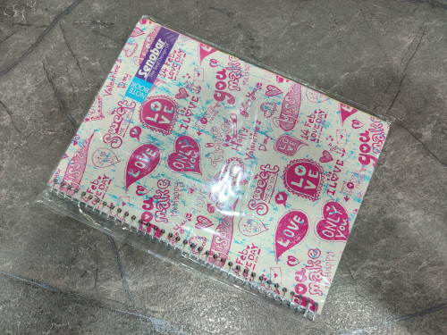 دفتر دو خط Senobar با چاپ منظم و کاغذ باکیفیت