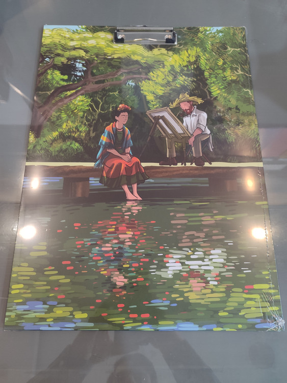 تخته شاسی A3 HASHTAG با سطح صاف و گیره فلزی مقاوم