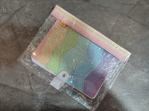 کلاسور برند SEVIL با بدنه مقاوم و حلقههای فلزی بادوام