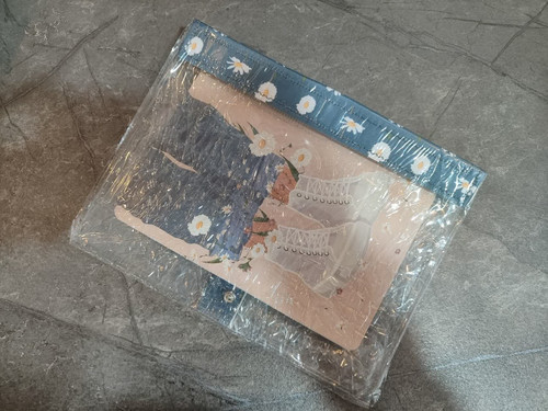 کلاسور برند SEVIL با بدنه مقاوم و حلقههای فلزی بادوام