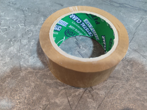 چسب کارتن برند PITON با چسبندگی قوی برای بستهبندی