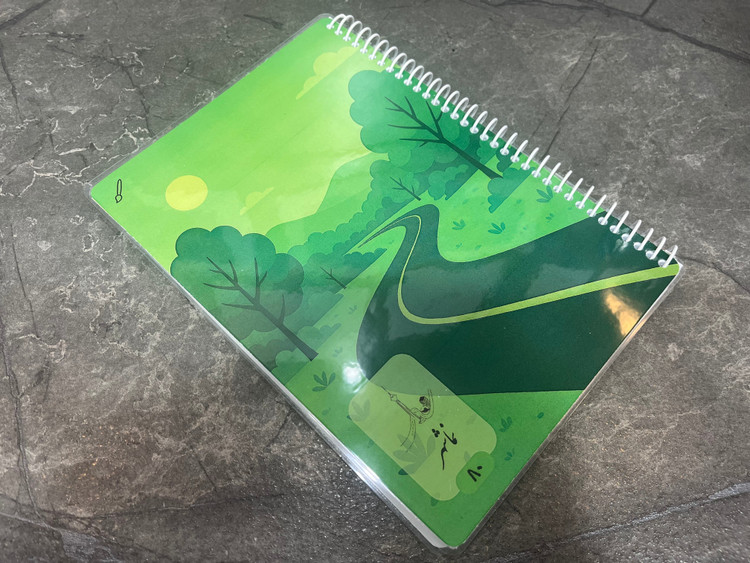دفتر نقاشی سایز A5 برند نماشهر با ۸۰ برگ و صحافی سیمی مناسب طراحی، اسکیس و تمرین خلاقیت
