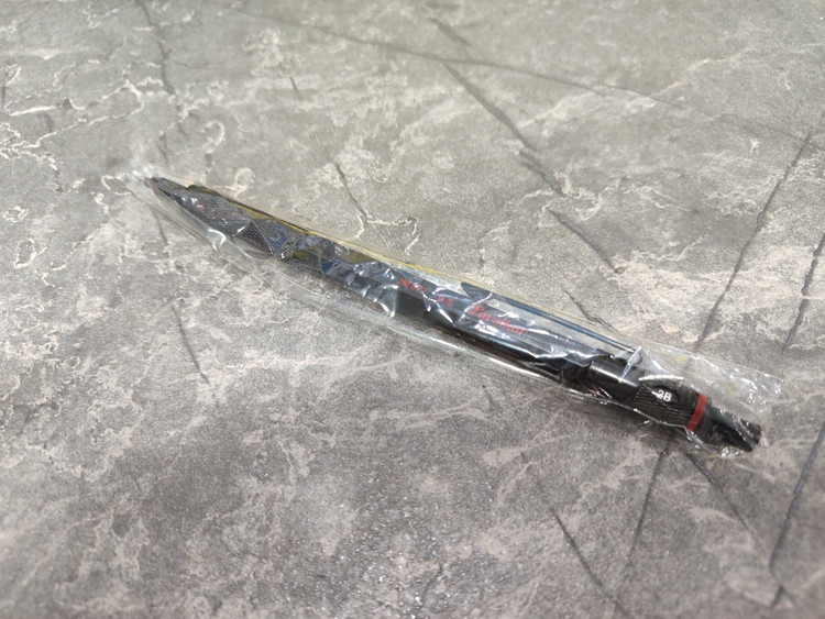 اتود فلزی 0.5 برند Parsikar با طراحی ارگونومیک و نوشتار روان