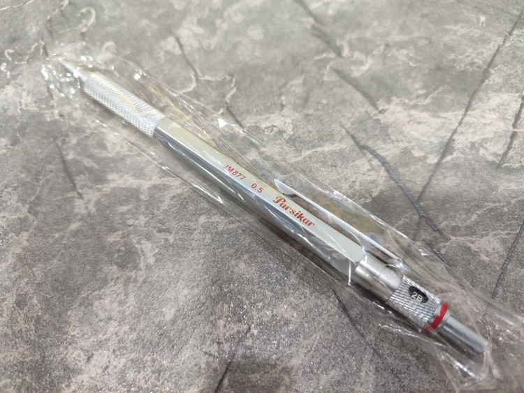 اتود فلزی 0.5 برند Parsikar با طراحی ارگونومیک و نوشتار روان