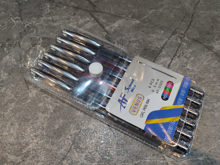 بسته ۶ تایی خودکار برند Venus با نوشتاری روان و بدنه ارگونومیک