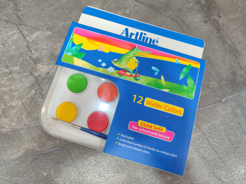 آبرنگ 12 رنگ برند Artline بهمراه قلمو